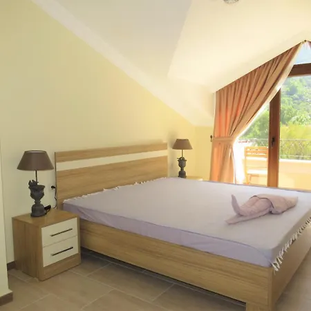 Solaire Tatil Evi 아파트 말마리스